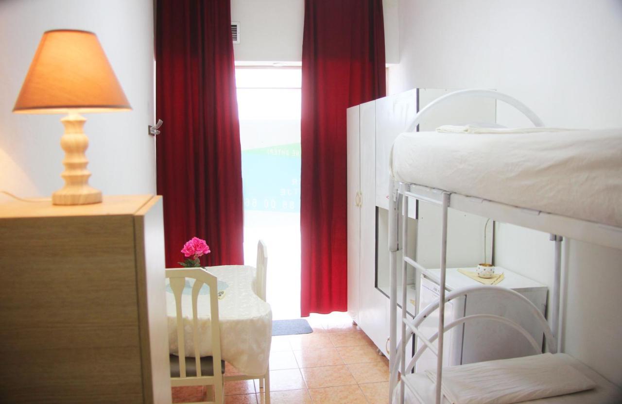 One Room شكودر المظهر الخارجي الصورة
